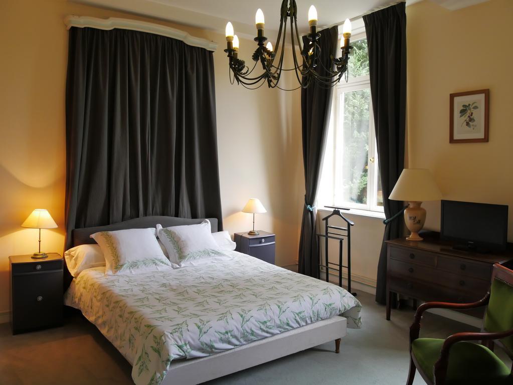 Chambres D'Hotes Chateau De Courcelette Hem Kamer foto